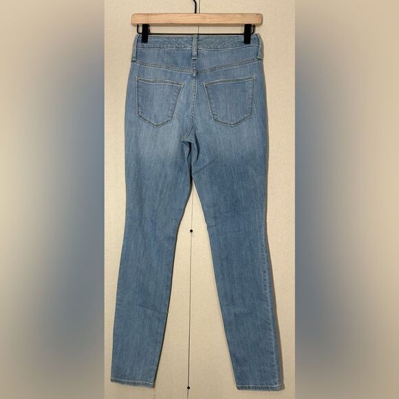Universal Thread Jeans Women's Size 25 R Distressed High Rise Skinny
Blue Denim - Picture 2 of 5